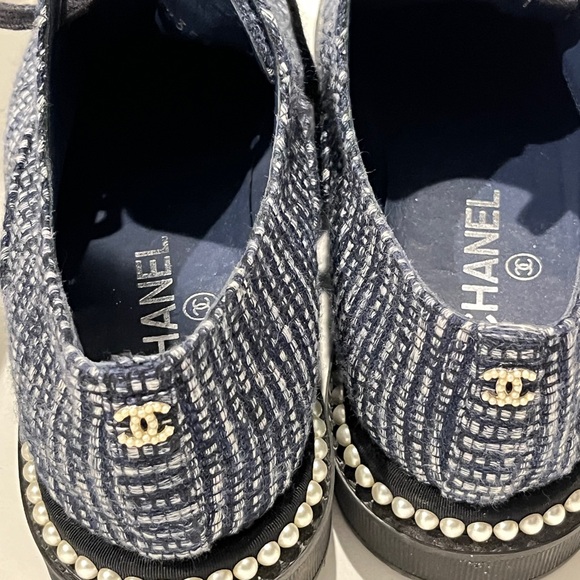 Chanel pearl shoes - Picture 10 of 13